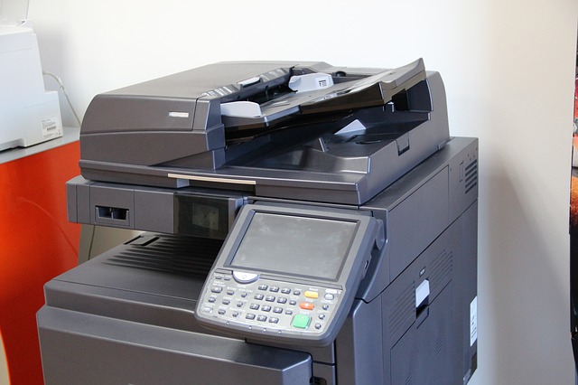 How do you to invoice the black and color copies of the copiers for renting or renting, by hand, by phone, email, or online?